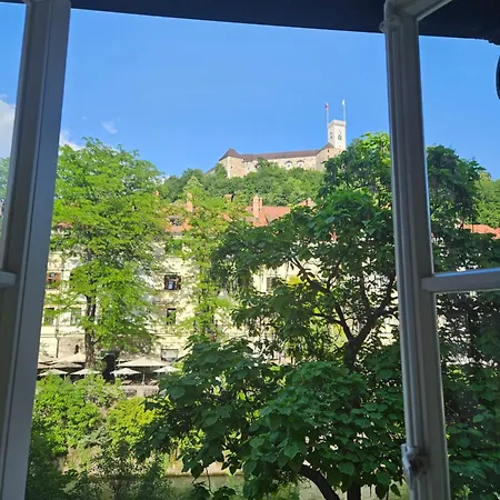 דירה River And Castle View Rose Tour As לובליאנה