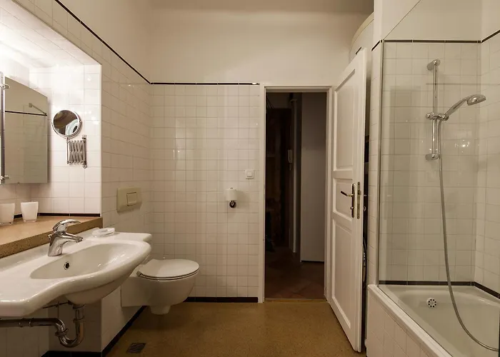 דירה River And Castle View Rose Tour As